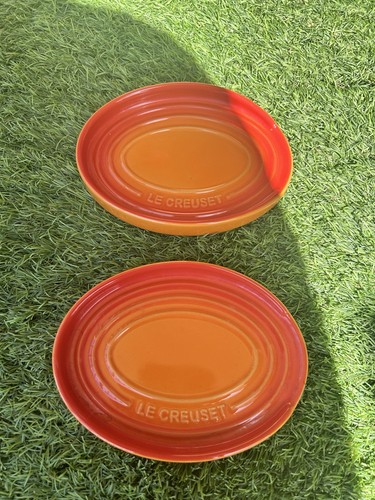 Pair creuset oval spoon - of,