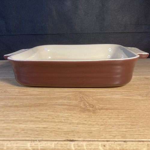Creuset burgundy stoneware - le,