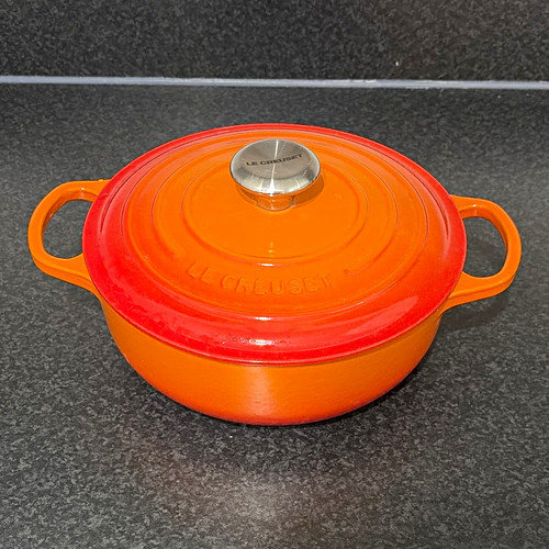 Creuset round cast - le, iron