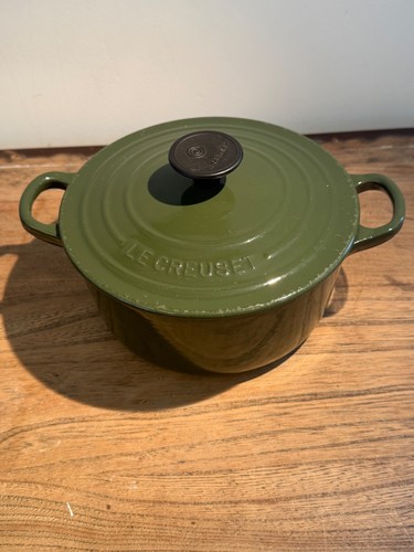 Creuset cast iron - le,