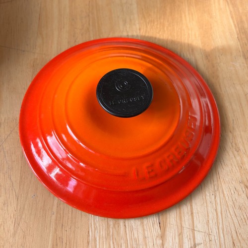 Creuset volcanic orange - le,