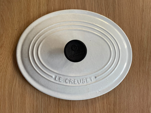 Creuset white cream cast - le,