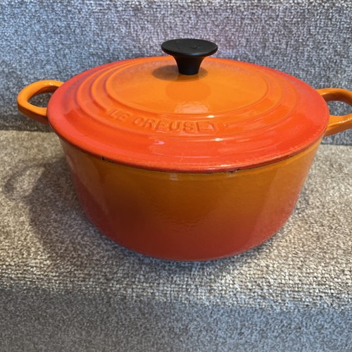 Creuset cast iron casserole - le,
