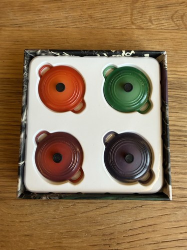 Creuset fridge magnet - creuset,