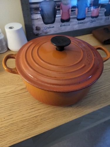 Creuset cast iron - cast, casserole