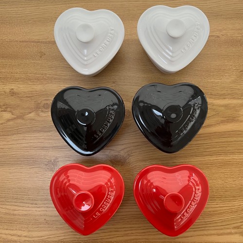 Creuset heart shaped - heart,