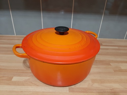 Creuset cast iron round - le,
