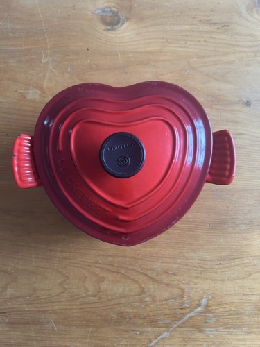 Rare creuset heart - rare,