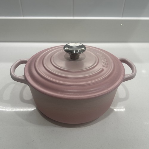 Creuset 20cm shell pink - creuset,