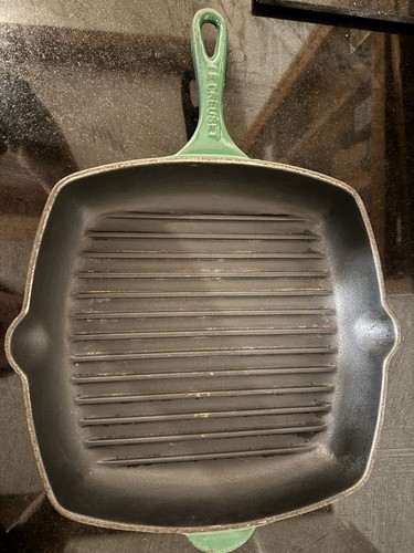 Creuset cast iron - cast,
