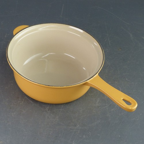 Orange creuset cast iron - orange,