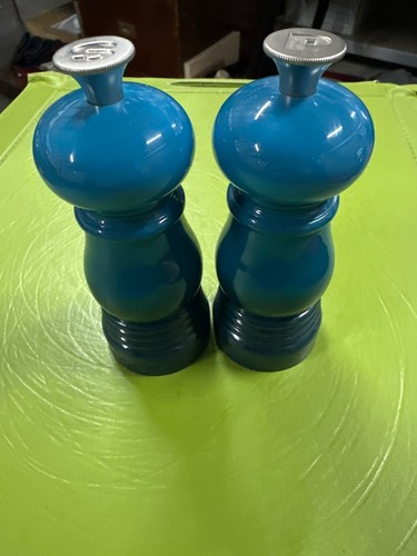 Creuset salt pepper mill - le,