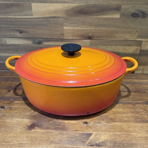 Creuset oval cast iron - cast,