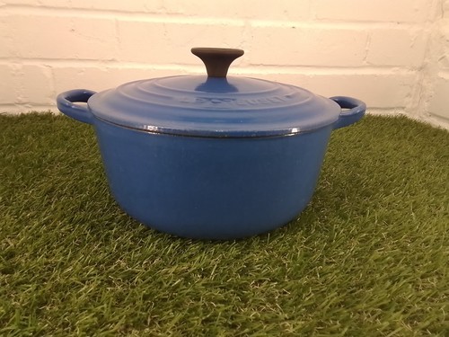 Creuset blue cast - le,