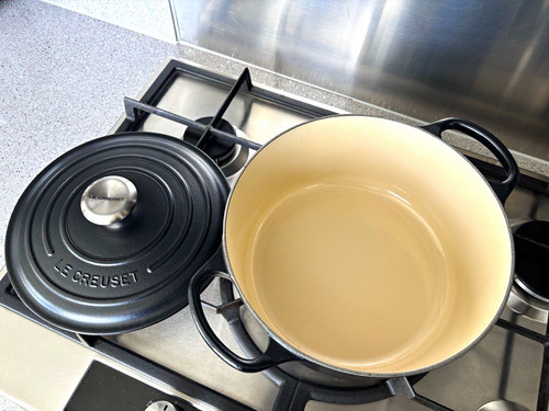 Creuset cast iron enamel - creuset,