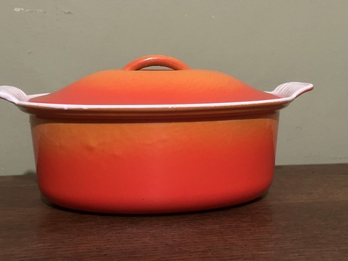 Vintage creuset volcanic - le,