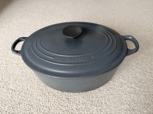 Creuset cast iron - le,