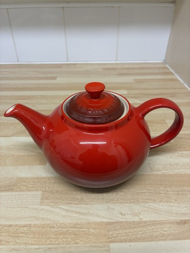 Creuset stoneware teapot - le,