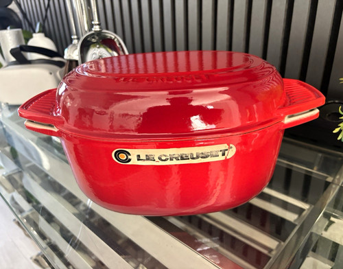 Rare creuset cast iron oval - rare,