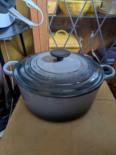 Creuset signature cast - signature,