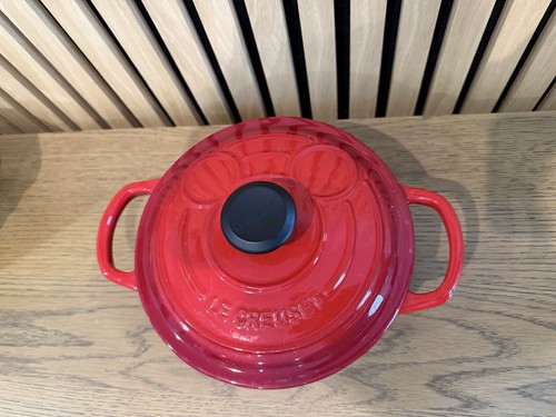 Creuset disney mickey - x,