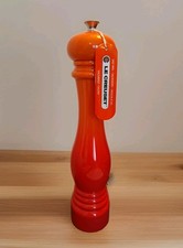 Le Creuset Large Salt Grinder