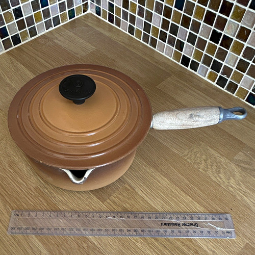 Creuset signature cast - le,