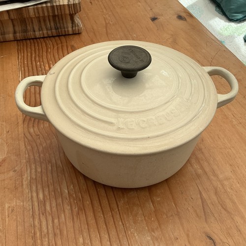 Creuset casserole dish - le,