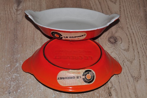 Vintage creuset cast - cast, iron