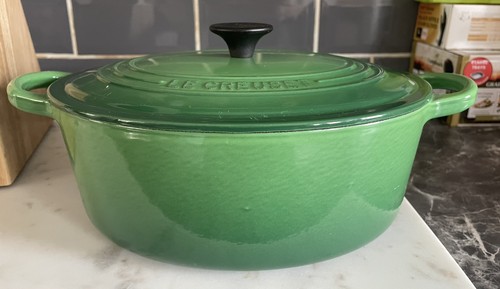 Creuset oval casserole dish - le,