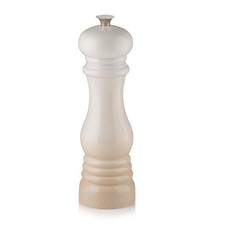 Le Creuset Classic Pepper Mill