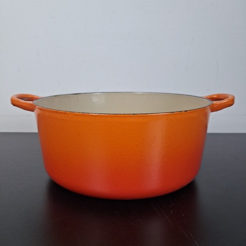 Creuset casserole dish pan - dish,