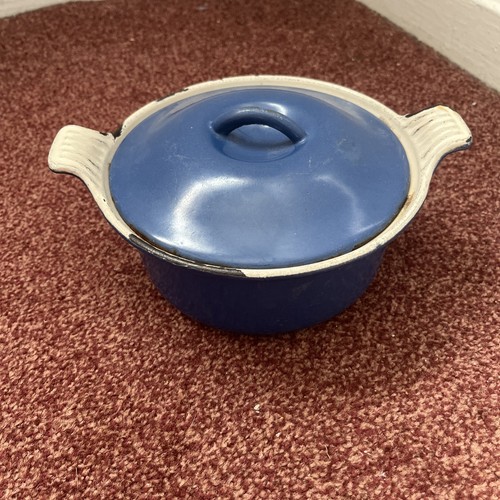 Vintage creuset blue - le,