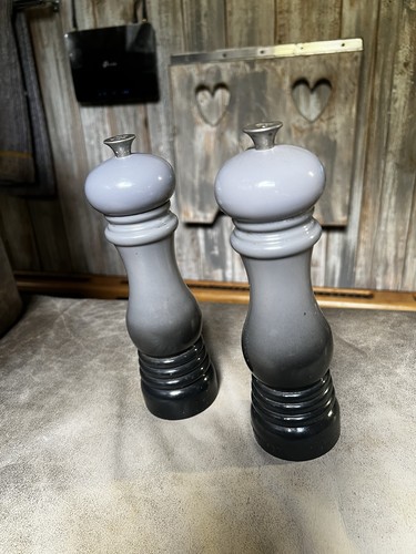 Creuset salt and pepper - le,