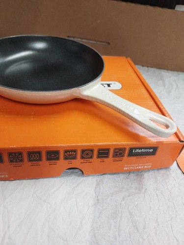 Creuset omelette pan 20cm - le,