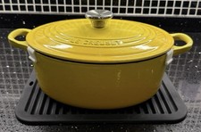 Le Creuset 25cm Oval Casserole