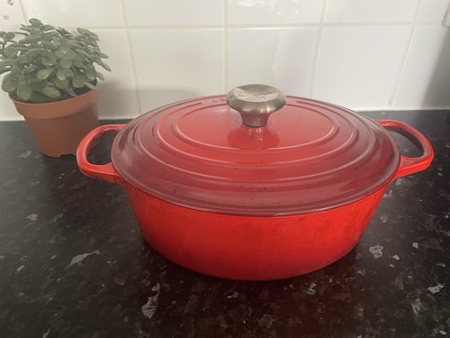 Creuset cast iron oval - le,